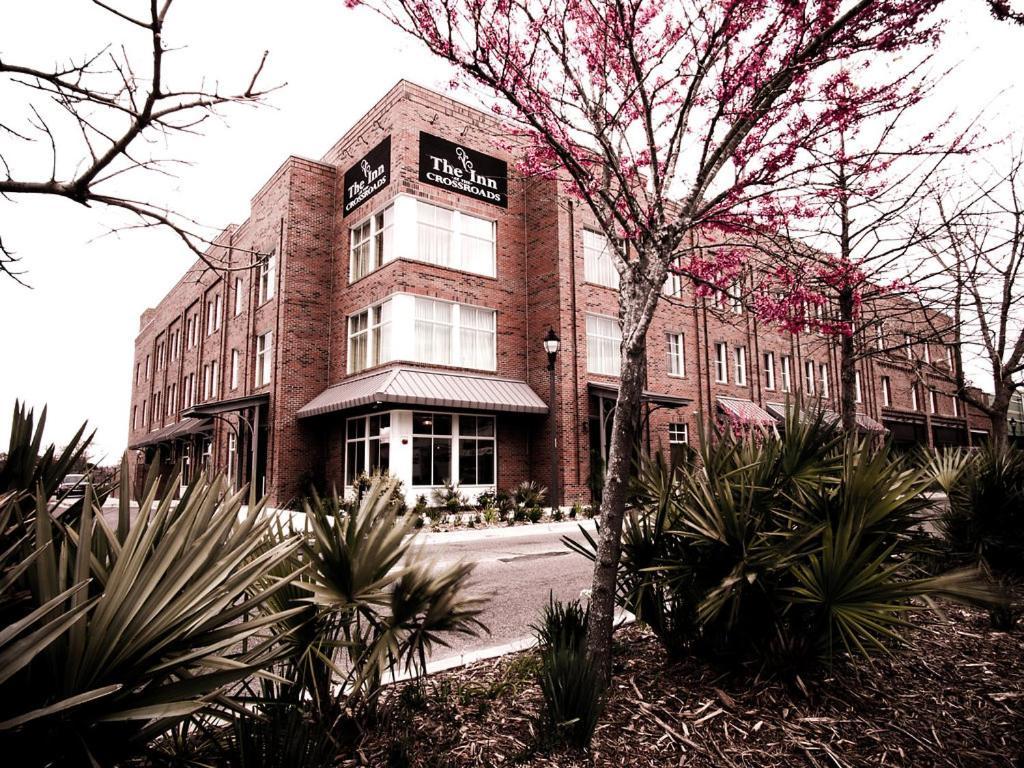 The Inn At The Crossroads Lake City Exterior photo